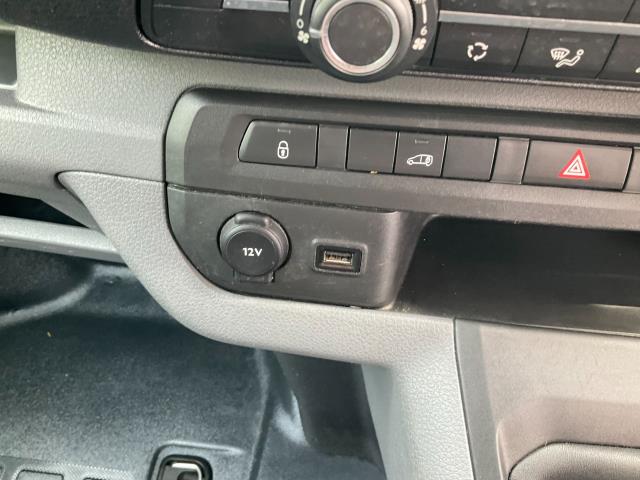 2020 Peugeot Expert 1400 2.0 Bluehdi 120 Professional Van (NU70BDX) Image 26