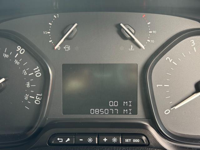 2020 Peugeot Expert 1400 2.0 Bluehdi 120 Professional Van (NU70BKY) Image 12