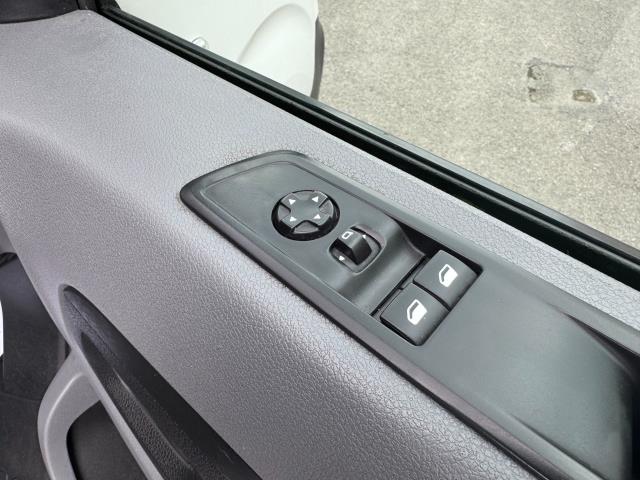 2020 Peugeot Expert 1400 2.0 Bluehdi 120 Professional Van (NU70BKY) Image 19