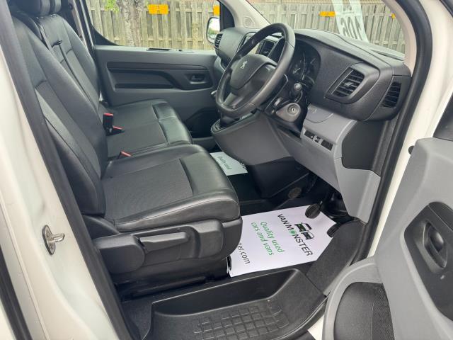 2020 Peugeot Expert 1400 2.0 Bluehdi 120 Professional Van (NU70BKY) Image 13