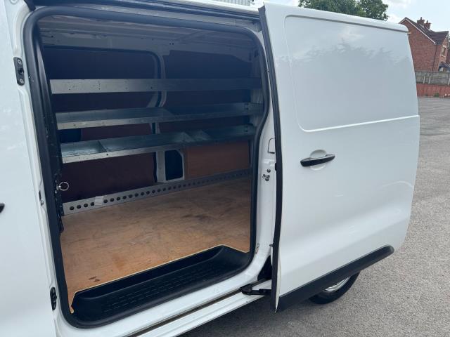 2020 Peugeot Expert 1400 2.0 Bluehdi 120 Professional Van (NU70BKY) Image 42