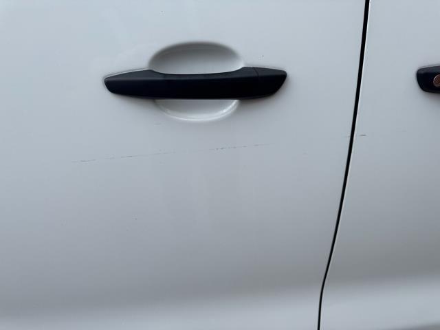 2020 Peugeot Expert 1400 2.0 Bluehdi 120 Professional Van (NU70BKY) Image 61