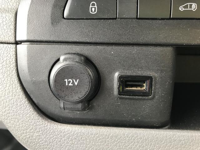2020 Peugeot Expert 1400 2.0 Bluehdi 120 Professional Van (NU70BMZ) Image 30