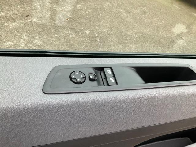 2020 Peugeot Expert 1400 2.0 Bluehdi 120 Professional Van (NU70BRZ) Image 35
