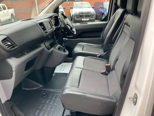 2020 Peugeot Expert 1400 2.0 Bluehdi 120 Professional Van (NU70BRZ) Image 7