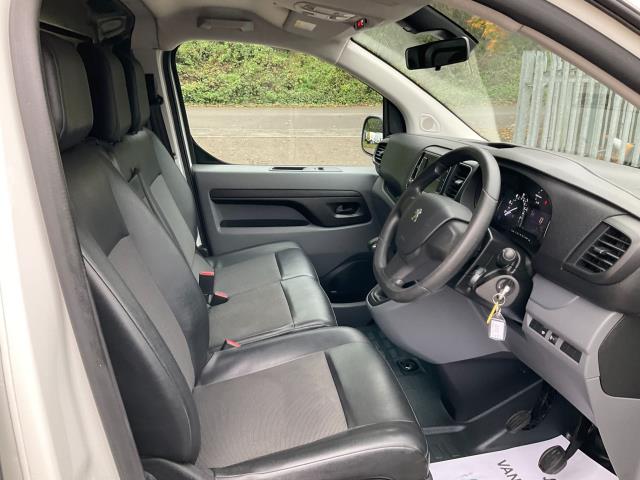2020 Peugeot Expert 1400 2.0 Bluehdi 120 Professional Van (NU70BRZ) Image 18