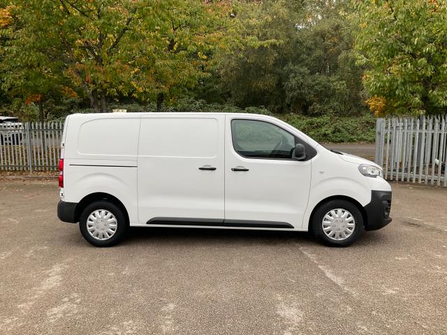 2020 Peugeot Expert 1400 2.0 Bluehdi 120 Professional Van (NU70BRZ) Image 15