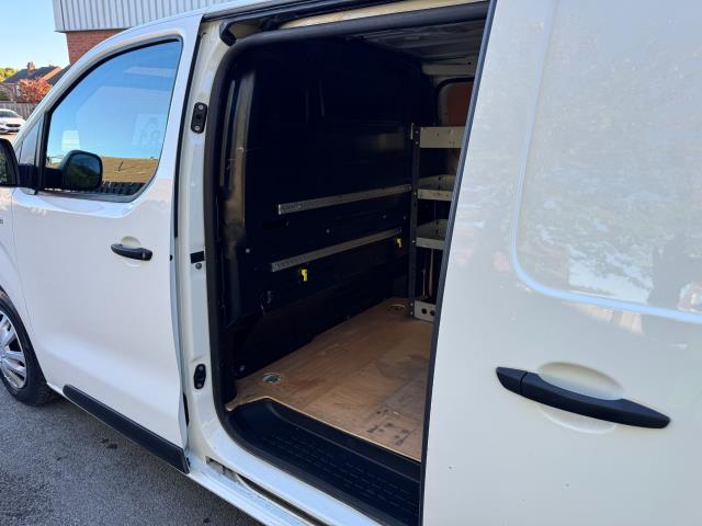 2020 Peugeot Expert 1400 2.0 Bluehdi 120 Professional Van (NU70BWY) Image 41