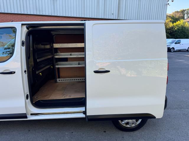 2020 Peugeot Expert 1400 2.0 Bluehdi 120 Professional Van (NU70BWY) Image 43