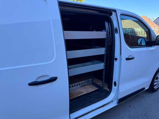 2020 Peugeot Expert 1400 2.0 Bluehdi 120 Professional Van (NU70BWY) Image 44