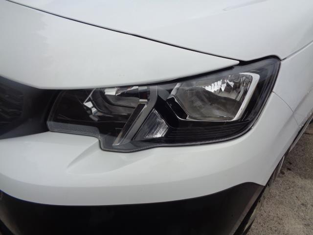 2020 Peugeot Partner 1000 1.5 Bluehdi 100 Professional Van (NU70BYW) Image 10