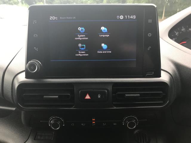 2020 Peugeot Partner 1000 1.5 Bluehdi 100 Professional Van (NU70BZG) Image 24