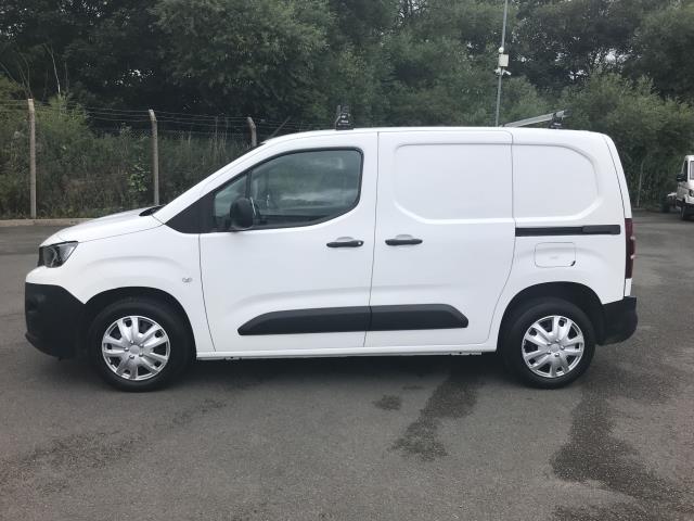 2020 Peugeot Partner 1000 1.5 Bluehdi 100 Professional Van (NU70BZG) Image 4
