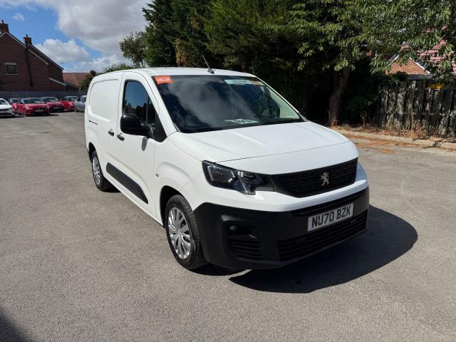 2020 Peugeot Partner 850 1.5 Bluehdi 100 Professional Crew Van (NU70BZK) Image 2