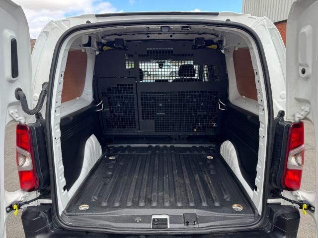 2020 Peugeot Partner 850 1.5 Bluehdi 100 Professional Crew Van (NU70BZK) Image 49