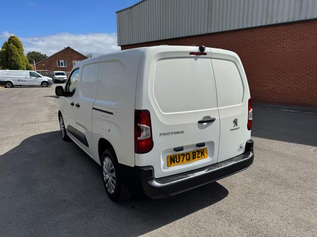 2020 Peugeot Partner 850 1.5 Bluehdi 100 Professional Crew Van (NU70BZK) Image 7