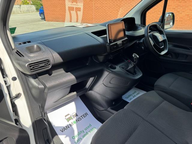 2020 Peugeot Partner 1000 1.5 Bluehdi 100 Professional Van (NU70DXX) Image 29