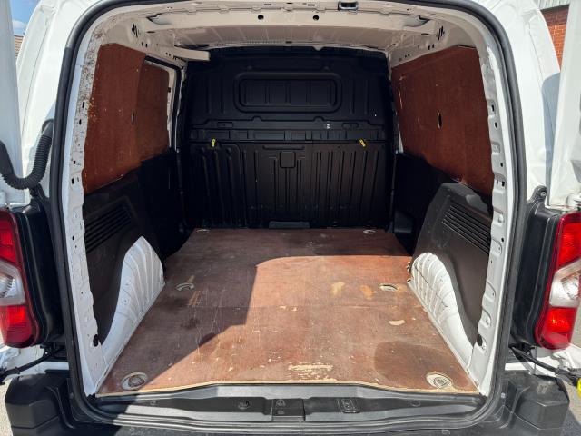 2020 Peugeot Partner 1000 1.5 Bluehdi 100 Professional Van (NU70DXX) Image 43