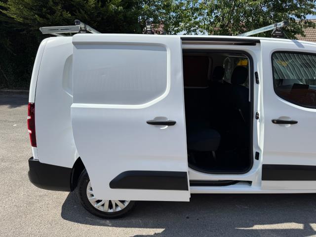 2020 Peugeot Partner 850 1.5 Bluehdi 100 Professional Crew Van (NU70DZE) Image 46