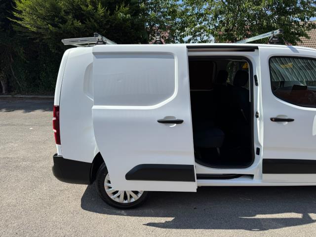2020 Peugeot Partner 850 1.5 Bluehdi 100 Professional Crew Van (NU70DZE) Image 49