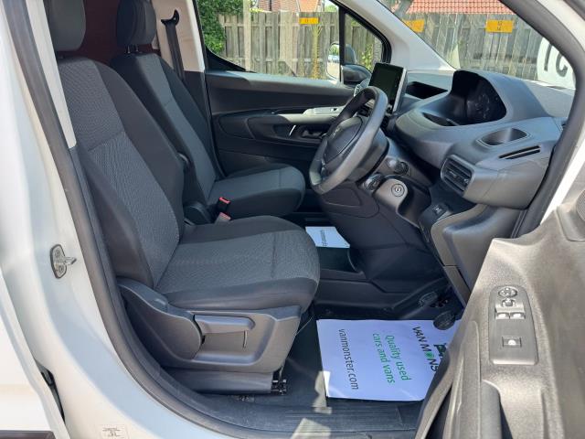 2020 Peugeot Partner 850 1.5 Bluehdi 100 Professional Crew Van (NU70DZE) Image 15