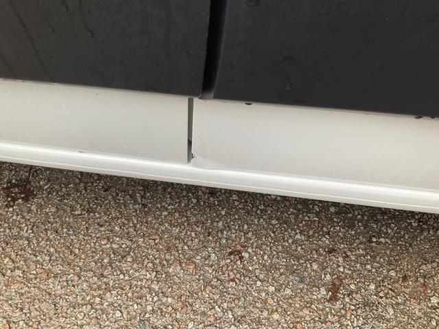 2020 Peugeot Partner 1000 1.5 Bluehdi 100 Professional Van (NU70EEO) Image 31