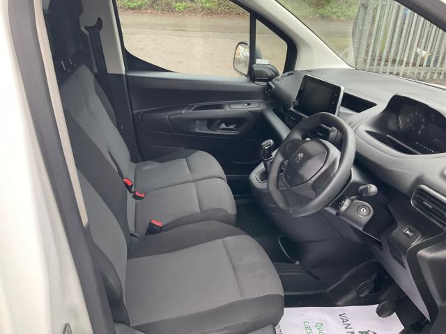 2020 Peugeot Partner 1000 1.5 Bluehdi 100 Professional Van (NU70EEO) Image 16