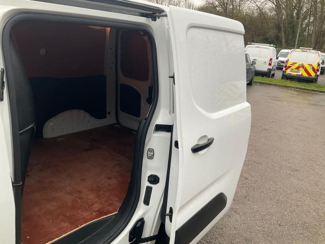 2020 Peugeot Partner 1000 1.5 Bluehdi 100 Professional Van (NU70EEO) Image 8
