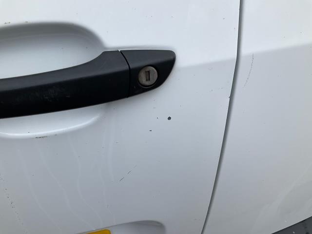 2020 Peugeot Partner 950 1.5 Bluehdi 100 (LONG) Professional Van (Limited 70MPH) (NU70EOC) Image 32