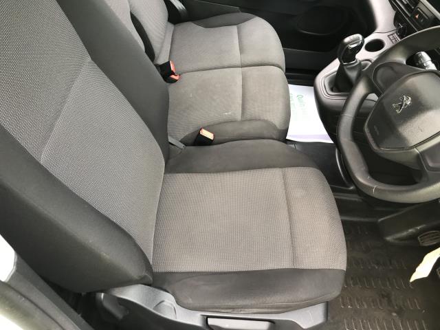 2020 Peugeot Partner L2 950 1.5BLUE HDI 100PS PROFESSIONAL EURO 6 (NU70ERZ) Image 13