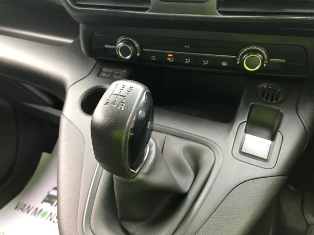 2020 Peugeot Partner L2 950 1.5BLUE HDI 100PS PROFESSIONAL EURO 6 (NU70ERZ) Image 16