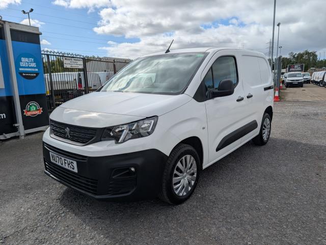 2020 Peugeot Partner 1000 1.5 Bluehdi 100 Professional Van (NU70FHS) Image 4