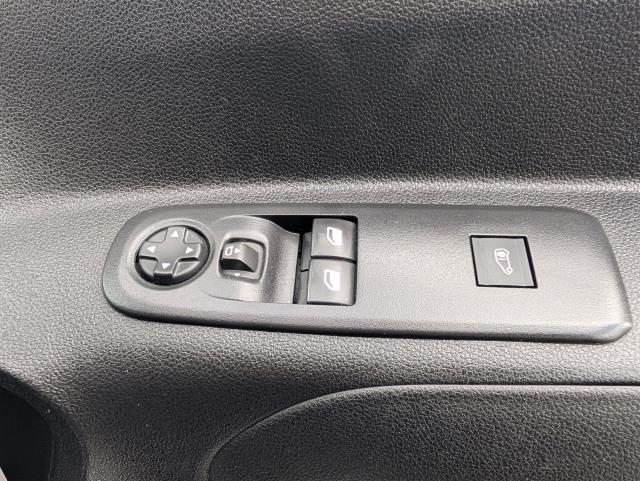2020 Peugeot Partner 1000 1.5 Bluehdi 100 Professional Van (NU70FHS) Image 18