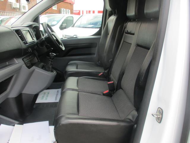 2020 Peugeot Expert 1400 2.0 Bluehdi 120 Professional Van (NU70FHV) Image 26