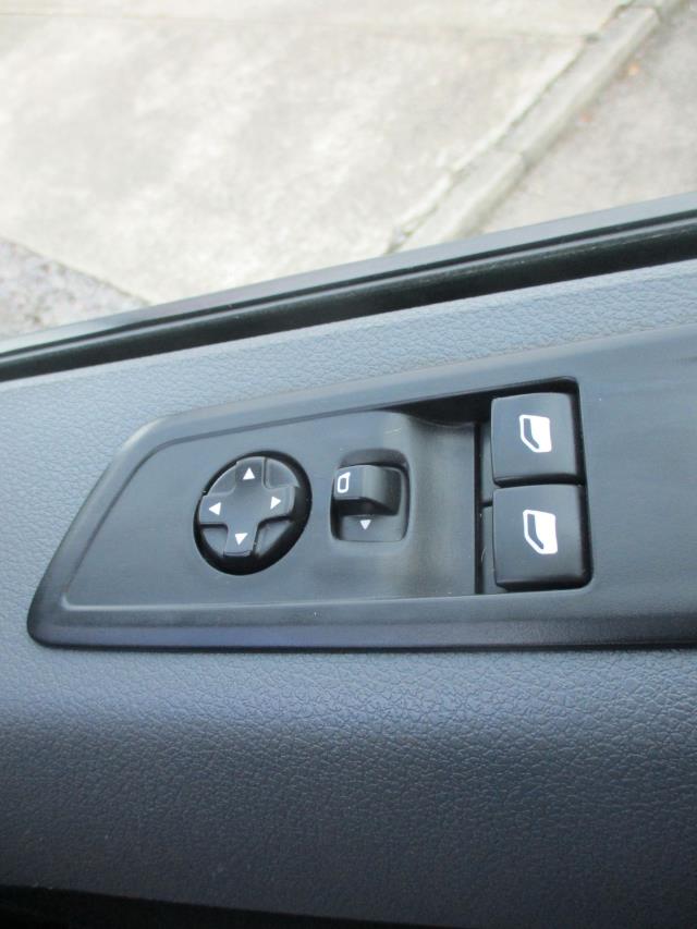 2020 Peugeot Expert 1400 2.0 Bluehdi 120 Professional Van (NU70FHV) Image 16