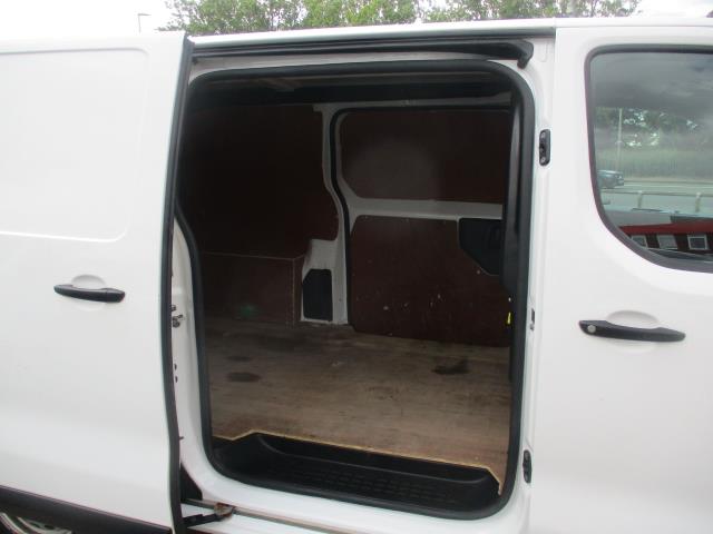 2020 Peugeot Expert 1400 2.0 Bluehdi 120 Professional Van (NU70FHV) Image 31