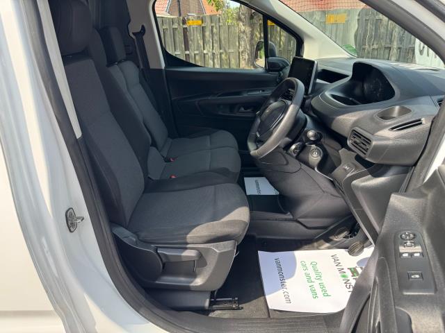 2020 Peugeot Partner 1000 1.5 Bluehdi 100 Professional Van EURO 6 (NU70FKA) Image 15