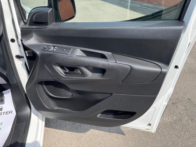 2020 Peugeot Partner 1000 1.5 Bluehdi 100 Professional Van EURO 6 (NU70FKA) Image 18