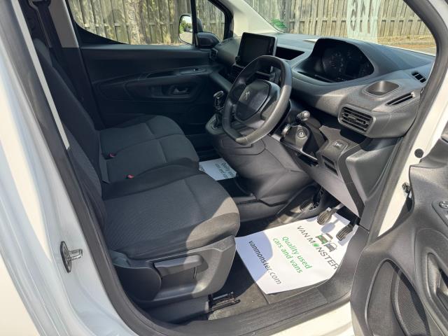 2020 Peugeot Partner 1000 1.5 Bluehdi 100 Professional Van EURO 6 (NU70FKA) Image 13