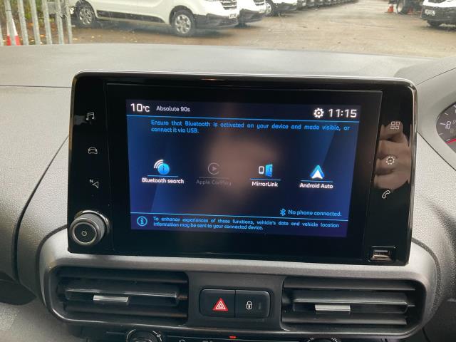 2020 Peugeot Partner 1000 1.5 Bluehdi 100 Professional Van (NU70FLV) Image 22