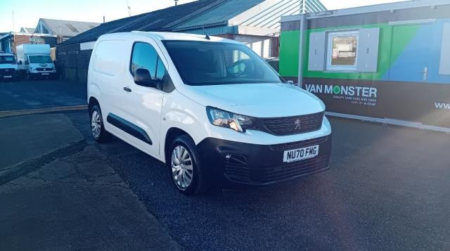 2020 Peugeot Partner 1000 1.5 Bluehdi 100 Professional Van (NU70FMG) Image 2