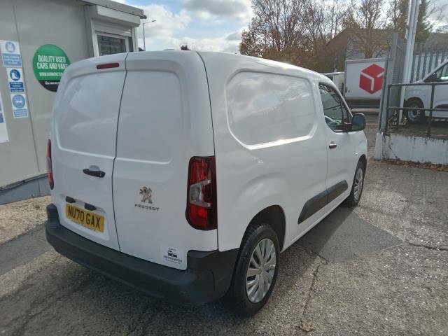 2020 Peugeot Partner 1000 1.5 Bluehdi 100 Professional Van (NU70GAX) Image 12