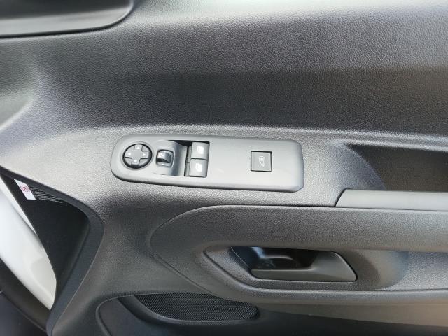 2020 Peugeot Partner 1000 1.5 Bluehdi 100 Professional Van (NU70GAX) Image 23