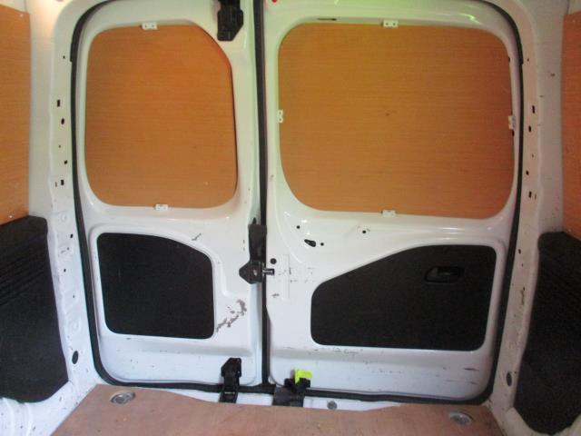 2020 Peugeot Partner 1000 1.5 Bluehdi 100 Professional Van (NU70GBE) Image 28