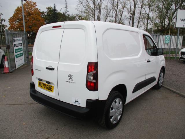 2020 Peugeot Partner 1000 1.5 Bluehdi 100 Professional Van (NU70GBE) Image 4