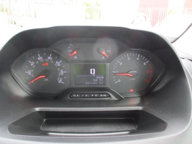 2020 Peugeot Partner 1000 1.5 Bluehdi 100 Professional Van (NU70GBE) Image 13