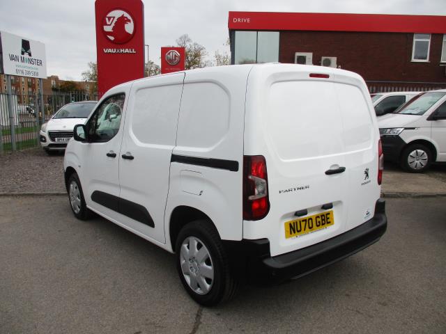 2020 Peugeot Partner 1000 1.5 Bluehdi 100 Professional Van (NU70GBE) Image 7