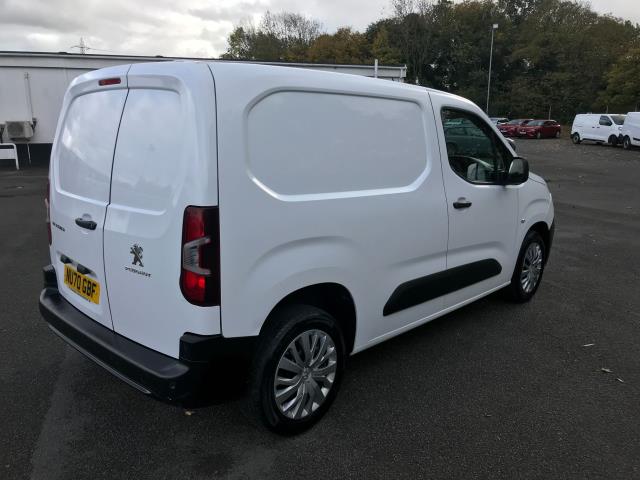 2020 Peugeot Partner 1000 1.5 Bluehdi 100 Professional Van (NU70GBF) Image 10