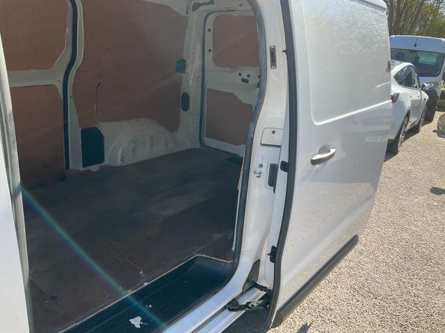 2020 Peugeot Expert 1400 2.0 Bluehdi 120 Professional Van (NU70GZH) Image 8