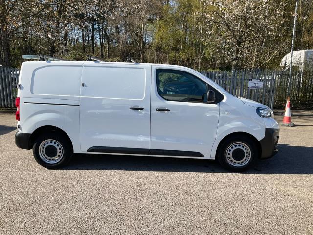 2020 Peugeot Expert 1400 2.0 Bluehdi 120 Professional Van (NU70GZH) Image 15